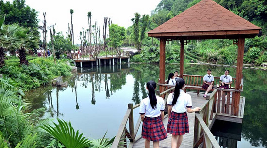 2020年重庆市女子职业高级中学学费是多少钱及收费标准_招生信息