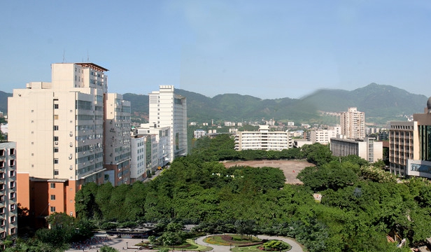 重庆师范大学